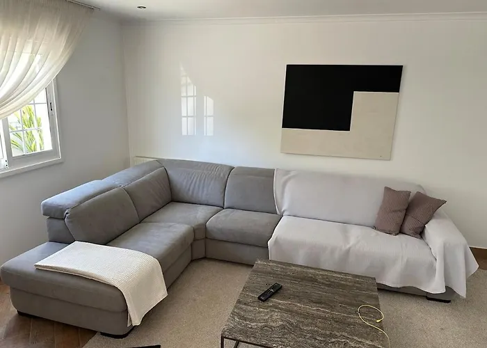 Modern House In Casa de Férias *