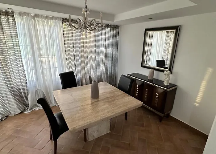 Modern House In Casa de Férias