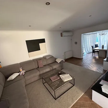 Modern House In Feriehus Larnaca