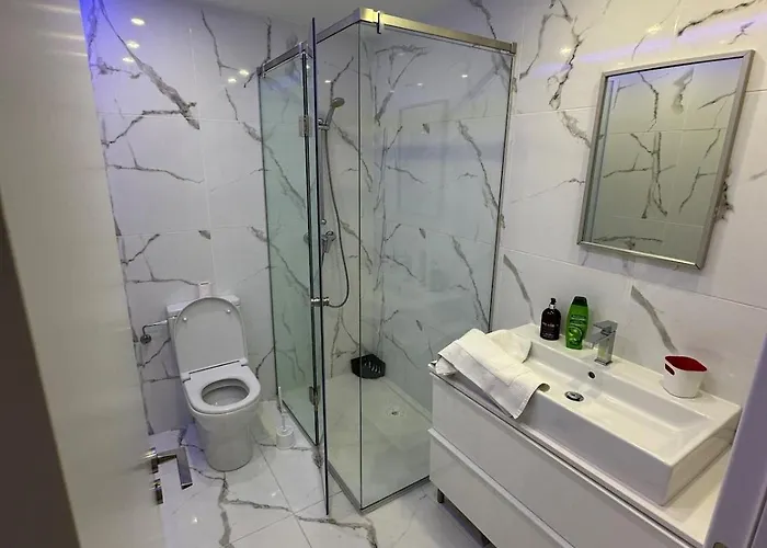 Modern House In * ラルナカ